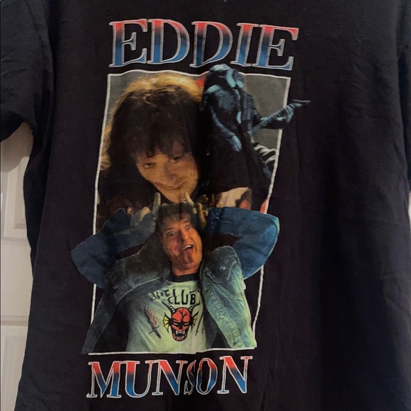 Stranger Things -Netflix Eddie Munson Graphic Tee - Picture 3 of 3